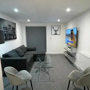2 Bed Luxury In Old Kent Road Apartment